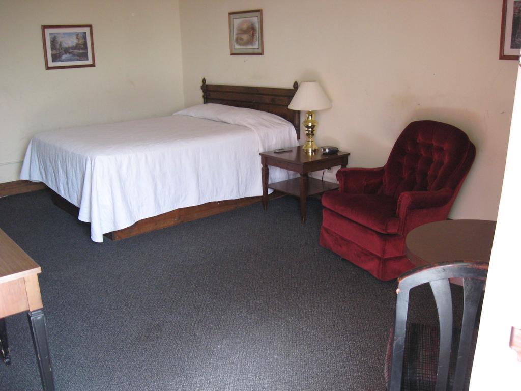 Candlelight Inn Scottsbluff Rum bild