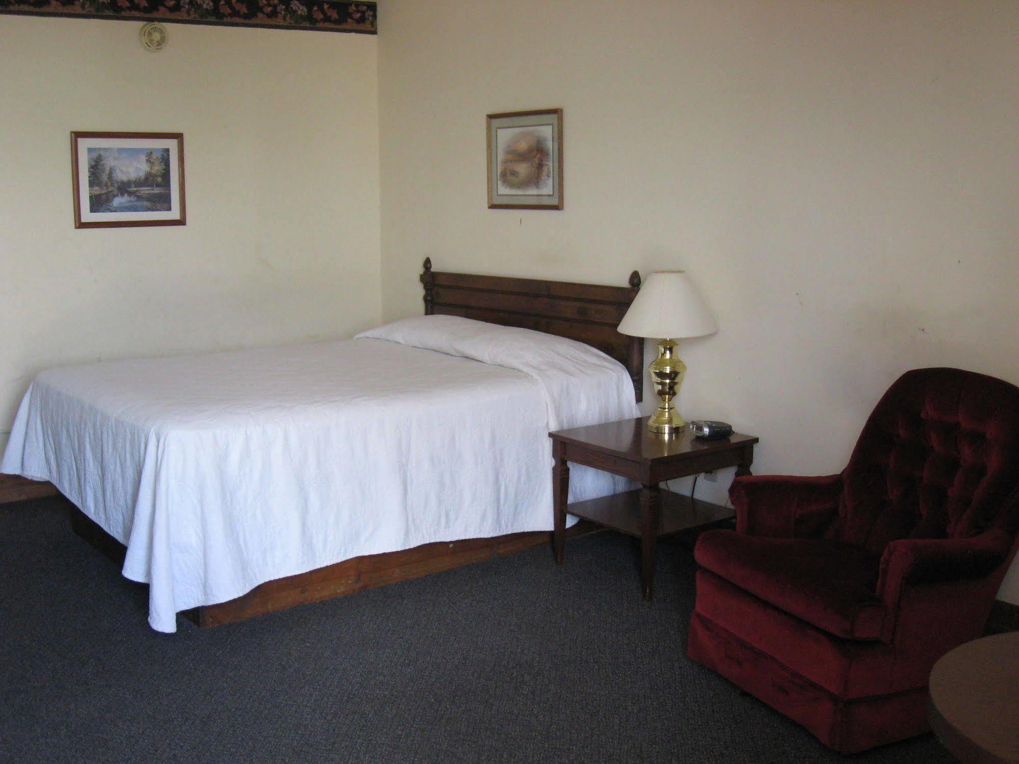 Candlelight Inn Scottsbluff Exteriör bild